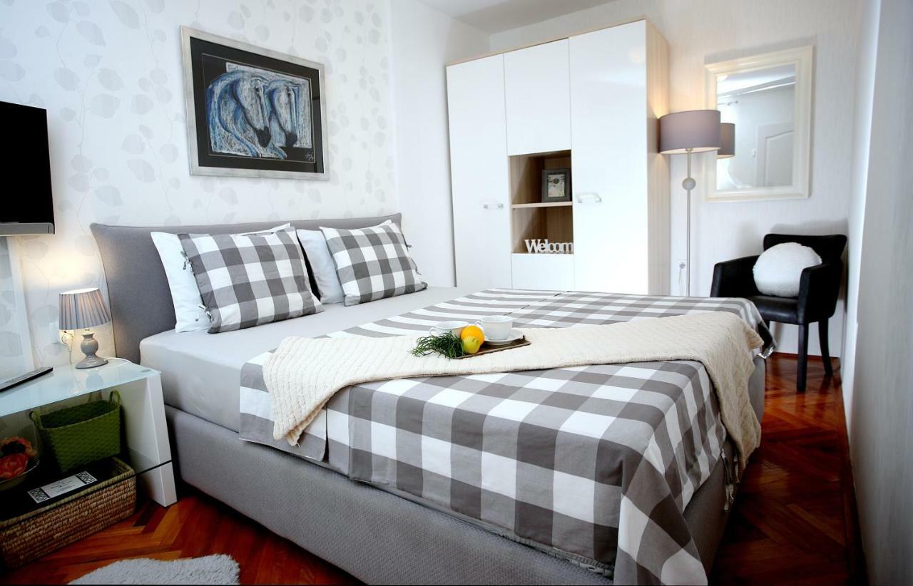 Charming Seaside Apartment Primosten Luaran gambar
