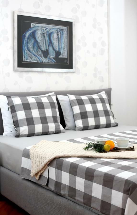 Charming Seaside Apartment Primosten Luaran gambar